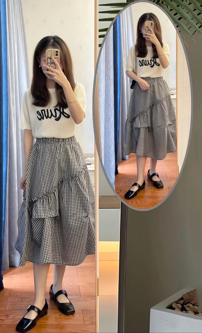 格子半身裙配什么上衣