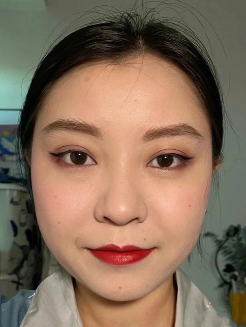 圆脸什么样子图片