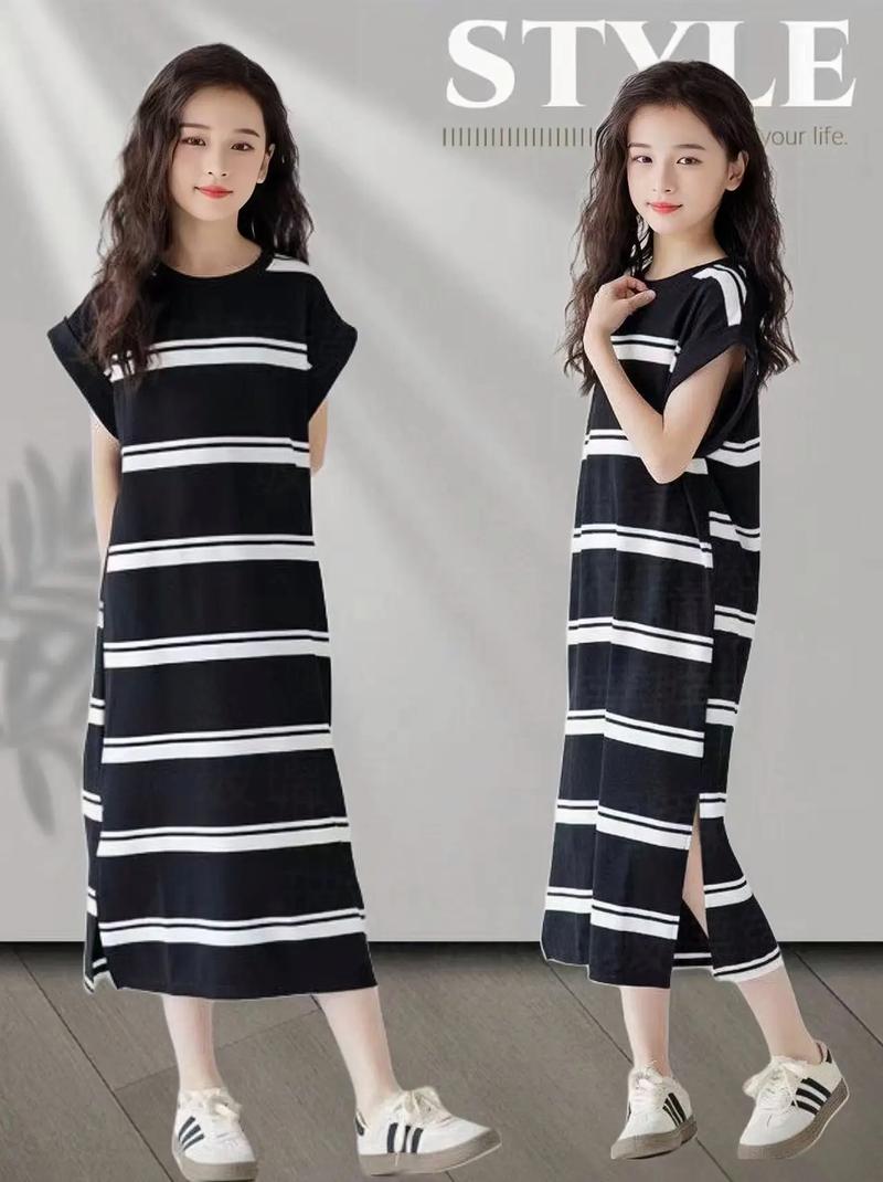 长款t恤裙怎么搭配裤子好看吗