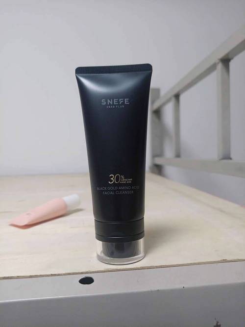 干性皮肤用什么洗面奶好