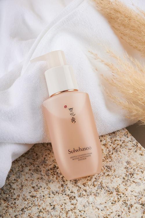 雪花秀洗面奶乳液颜色