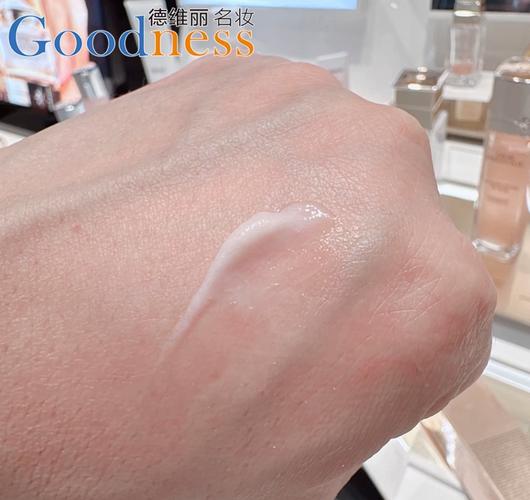 迪奥粉色洗面奶好用吗