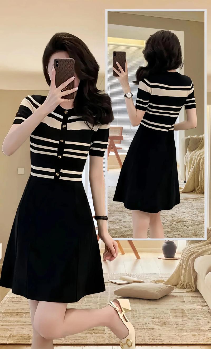 半身条纹a字裙怎么搭配什么外套好看吗