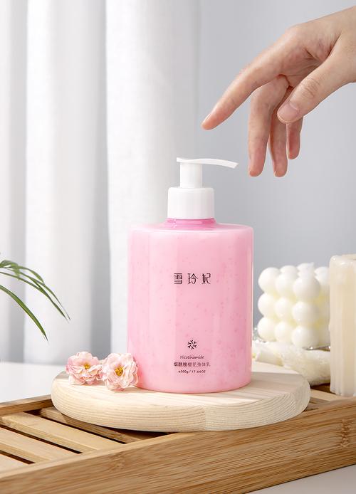 十五六岁的女孩用什么护肤品