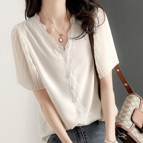 白色雪纺衫太透怎么搭配