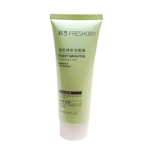 油皮毛孔粗大用什么护肤品