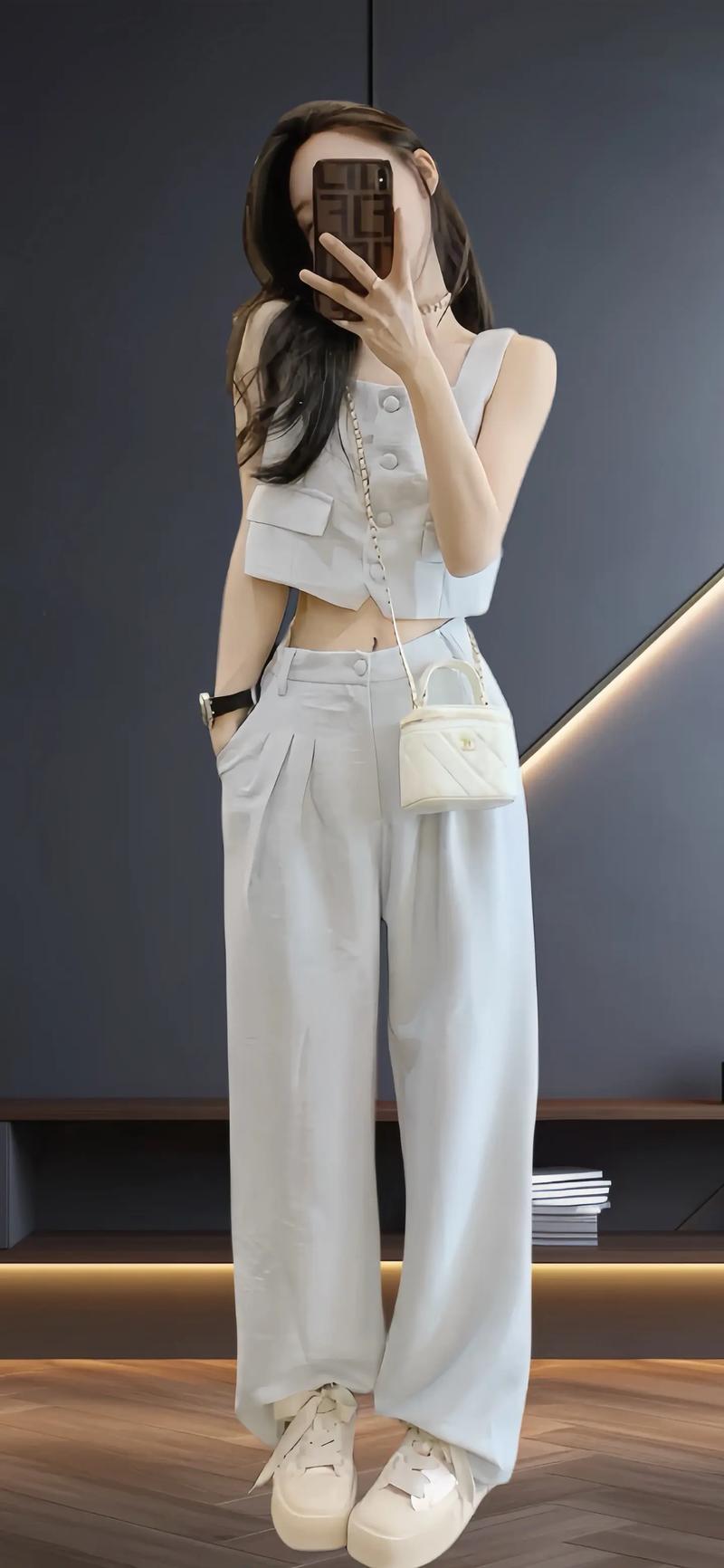 腰短怎么搭配衣服好看图片女生图片欣赏