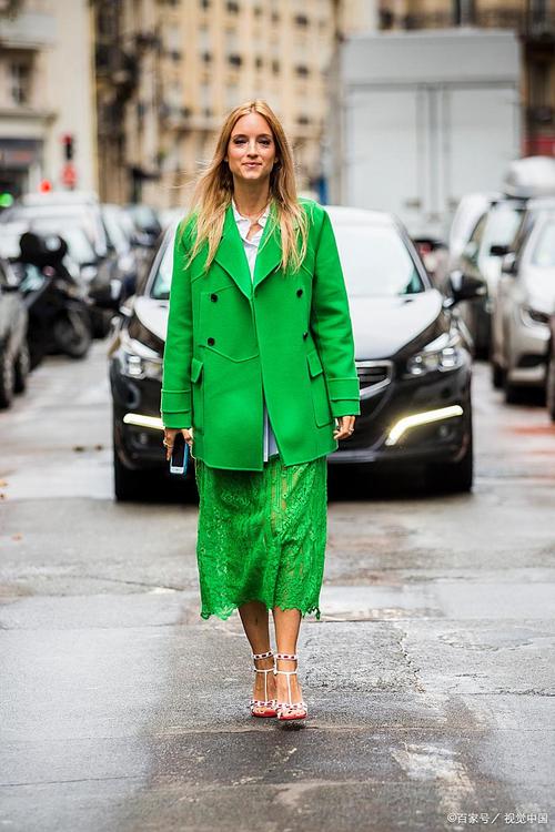 绿色跟什么颜色最搭