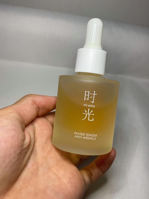 皮肤特别干用什么护肤品好