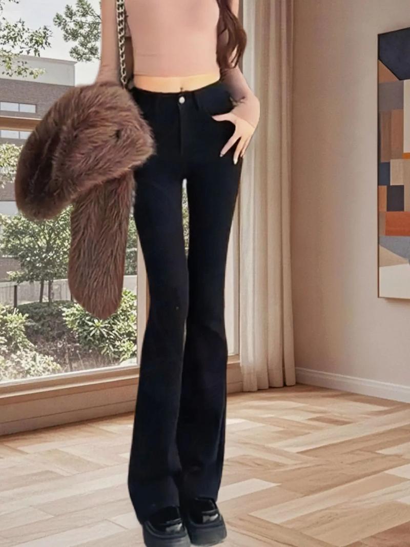 修身黑裤怎么搭配