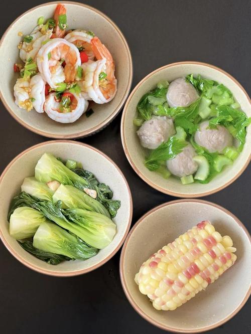 减肥一天三顿吃什么