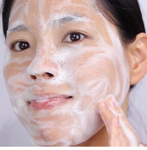 那种洗面奶清洁保湿好