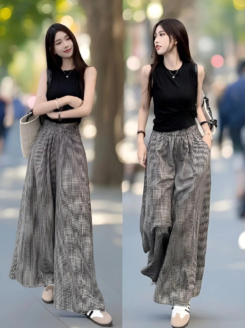 竖条纹单长裙怎么搭配图片