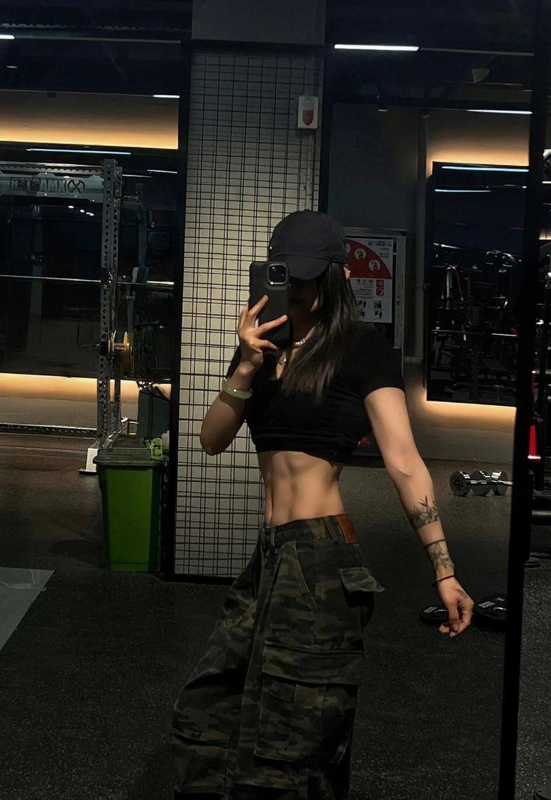 马甲线是什么样的