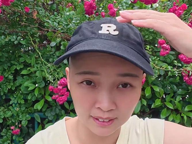 光头戴什么帽子好看