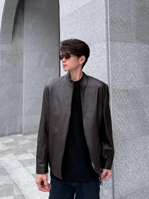 男生皮衣马甲怎么搭配图片大全