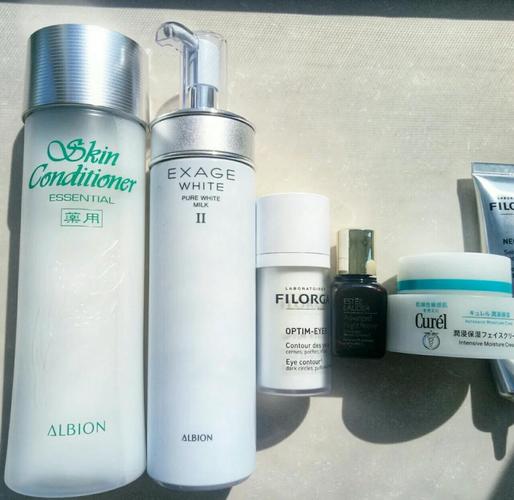 23岁女生适合什么护肤品