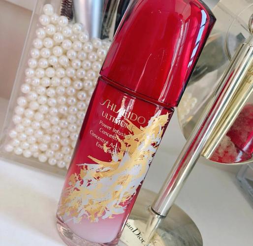 哺乳期可以用美白护肤品吗