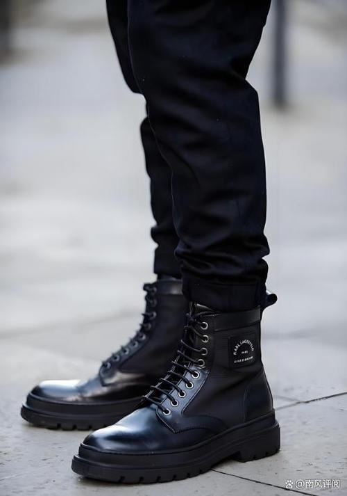 马丁鞋高帮怎么搭配