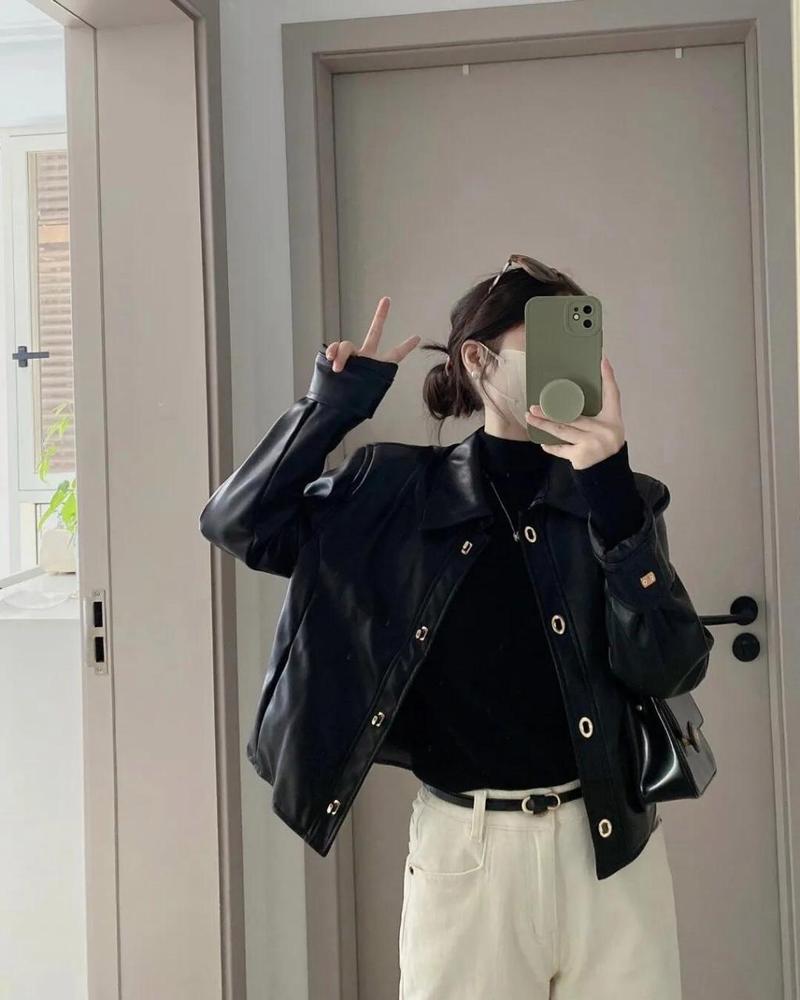 黑色外套配什么颜色裤子