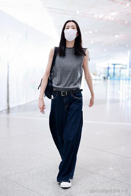 圆领适合什么人穿