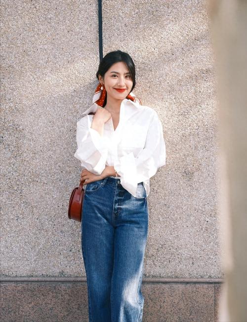 长白衬衣怎么搭配