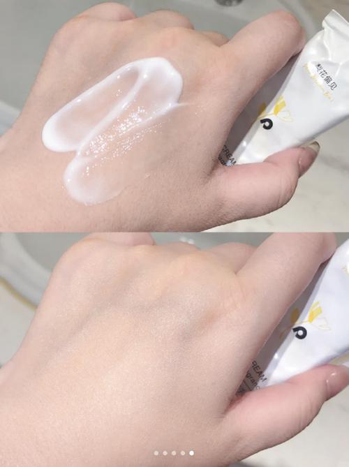 用完洗面奶立即擦面霜