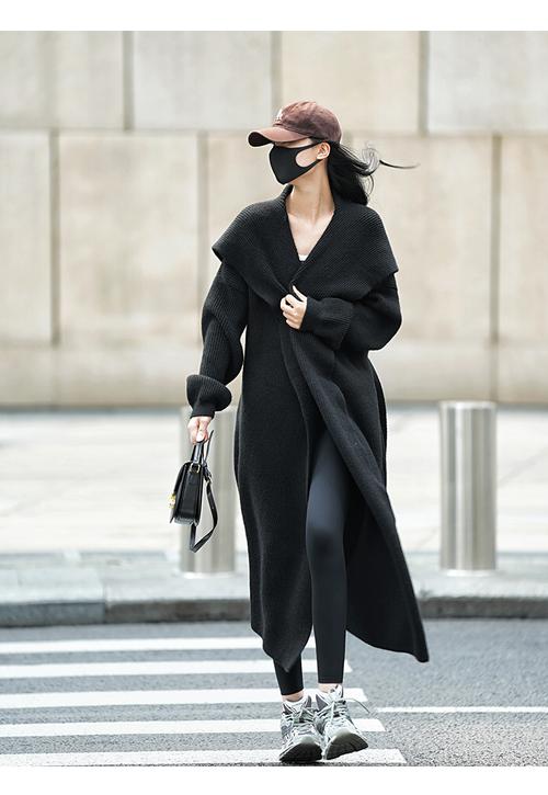 针织韩版中长款外套怎么搭配图片