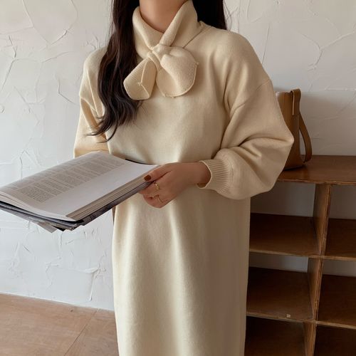 围巾怎么搭配长裙好看