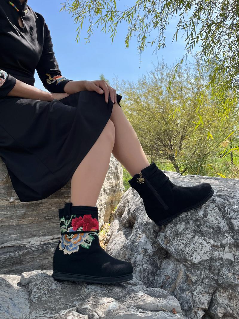 民族风布鞋怎么搭配