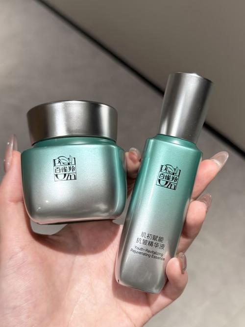 百雀羚护肤品多少钱一套