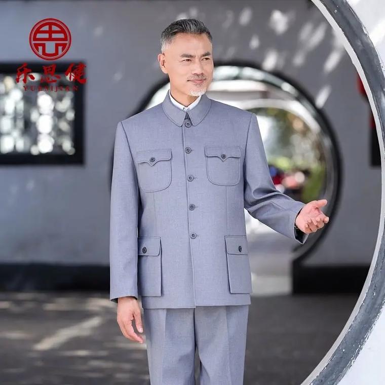 毛式衣服怎么搭配图片