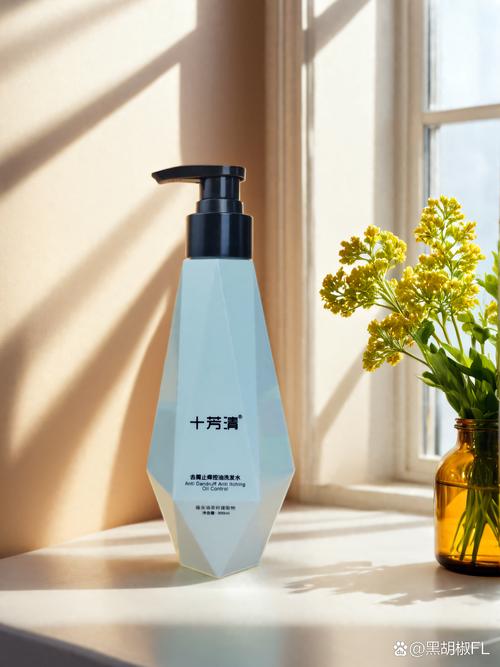 头屑多用什么洗发水