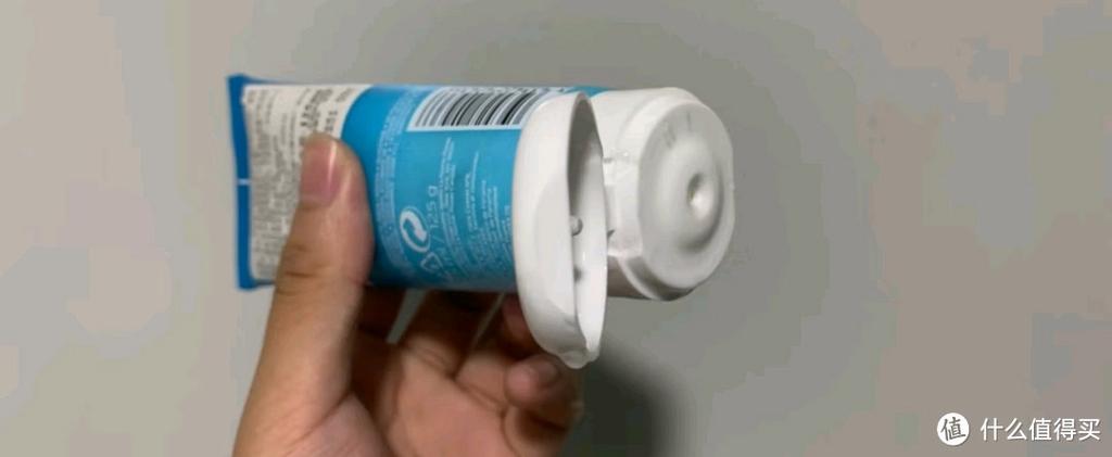 理肤泉洗面奶控油效果