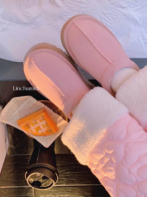 冬季粉鞋子怎么搭配图片