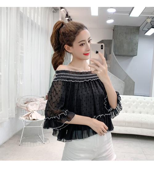 蓬蓬上衣短款怎么搭配