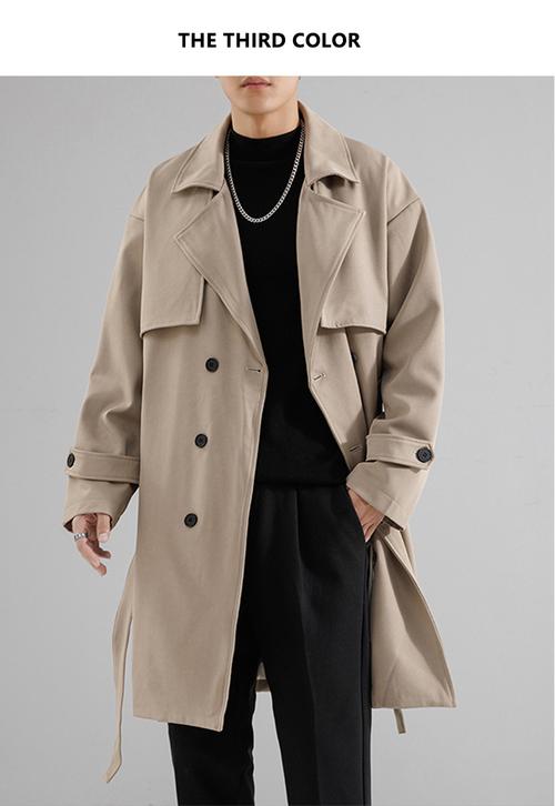 男款毛呢风衣怎么搭配衣服