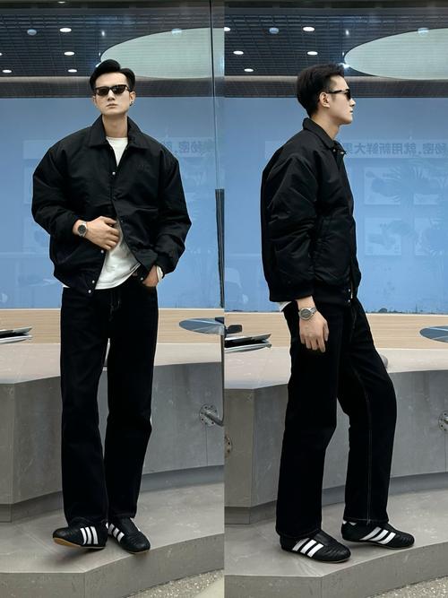 黑白色的鞋子怎么搭配