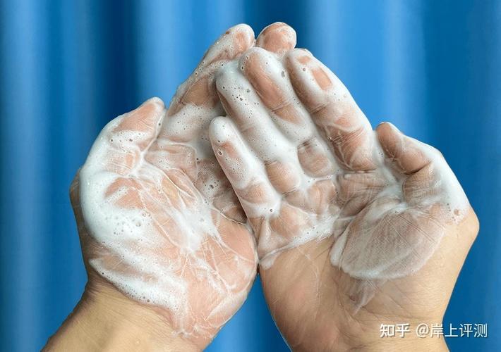 泰国牛奶洗面奶 真假