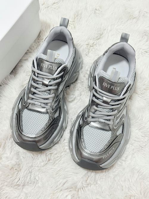 秋天适合穿什么鞋