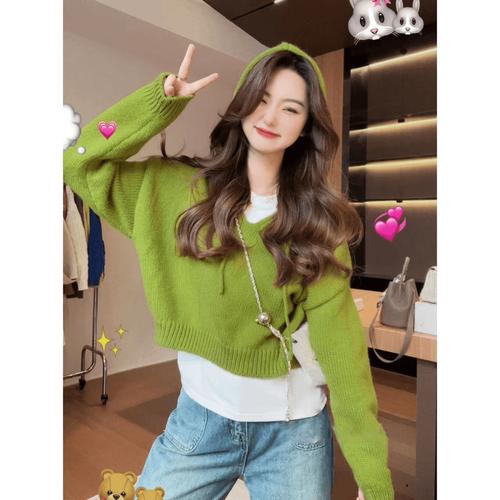 小款绿色毛衣怎么搭配图片