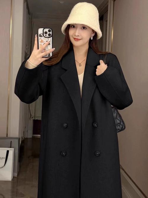 黑色长上衣怎么搭配图片大全