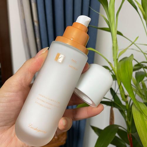 锁水保湿好的护肤品推荐