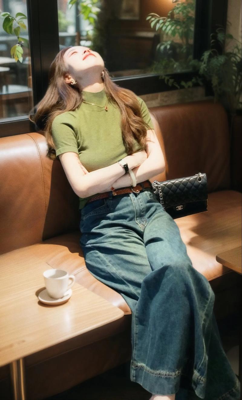 短袖长毛衣怎么搭配