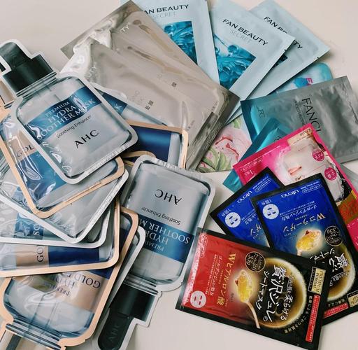 面膜是用什么做的