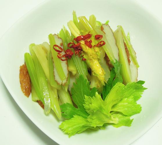 芹菜拌什么减肥