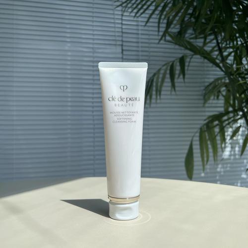 洗面奶清爽型和滋润型