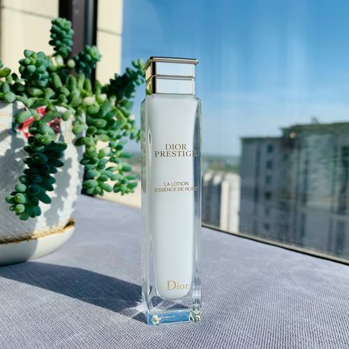 迪奥花蜜精粹水怎么搭配