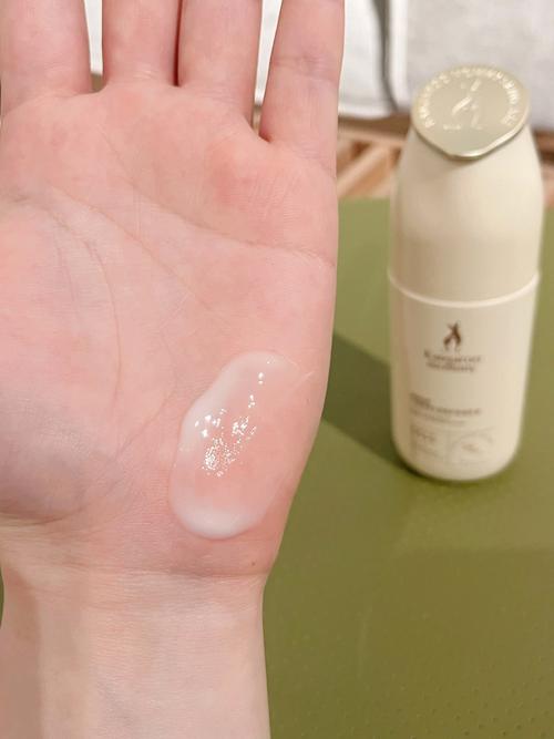 怀孕初期可以用护肤品吗