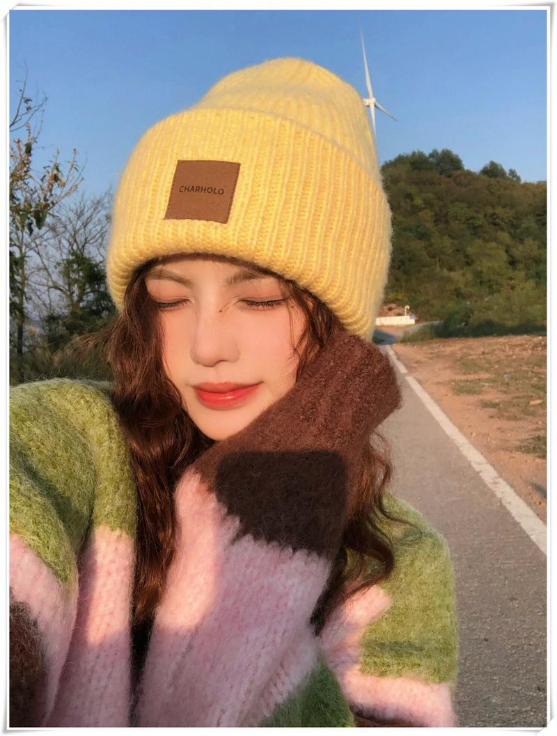 针织帽配什么衣服